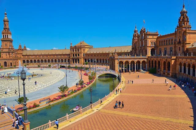 Plaza de Espanha