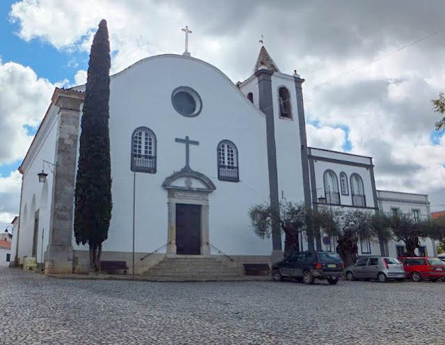 Igreja Salvador Serpa