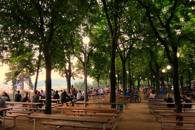 Parque Letna Beer Garden