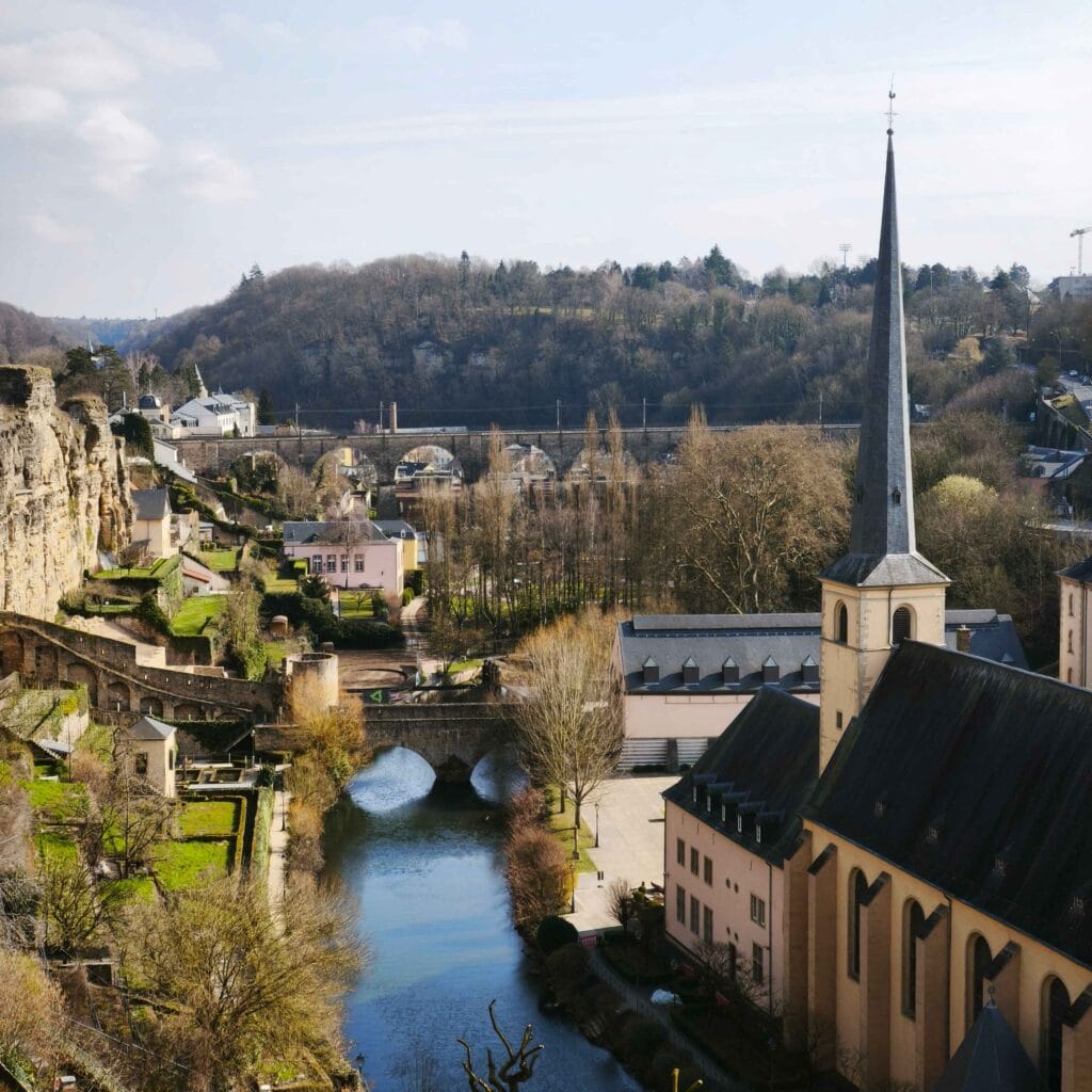 Chemin de la Corniche Turismo Luxemburgo Roteiro de 2 dias no Luxemburgo