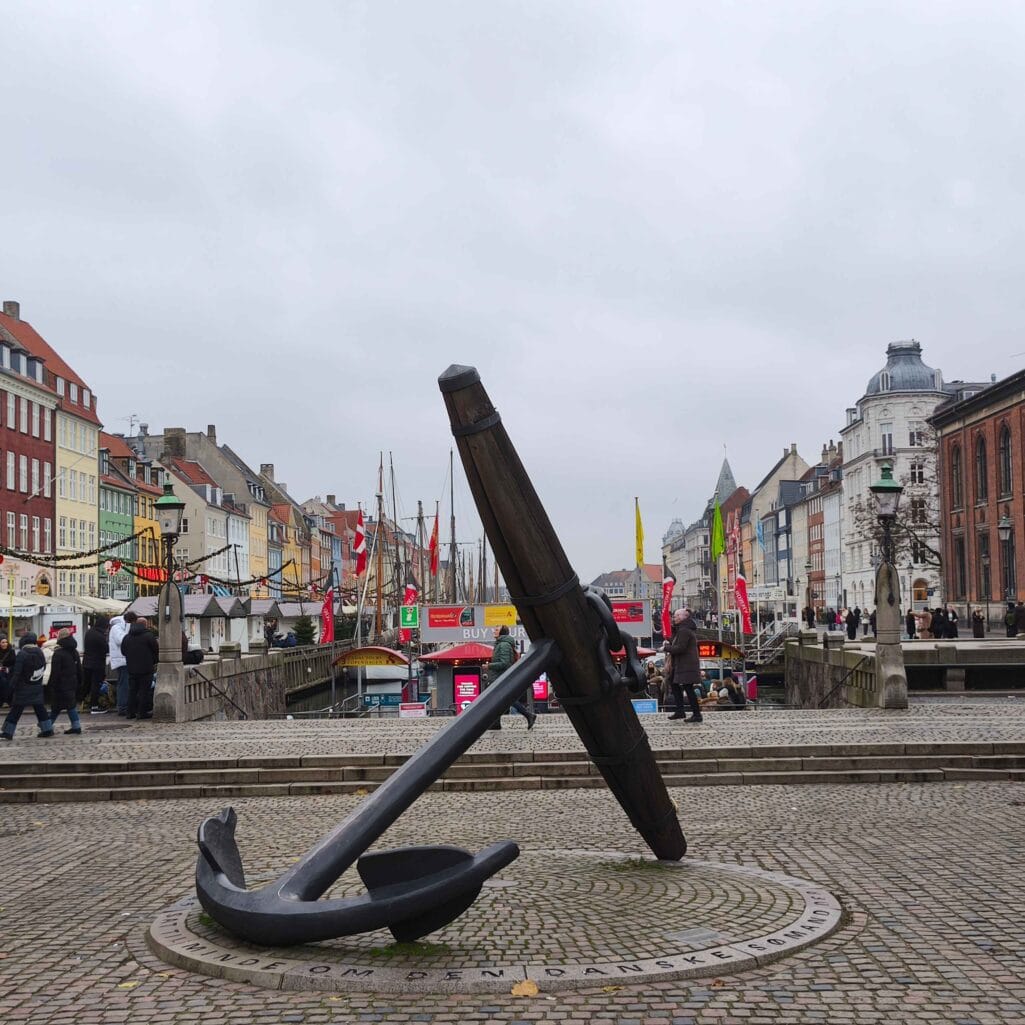 Nyhavn O famoso canal das casas coloridas