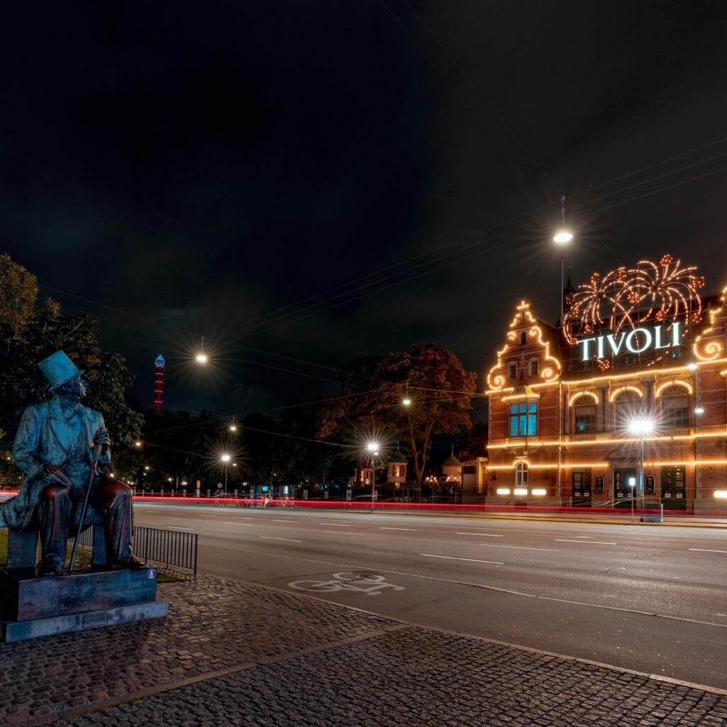 O que Visitar na Capital da Dinamarca - Tivoli Copenhaga