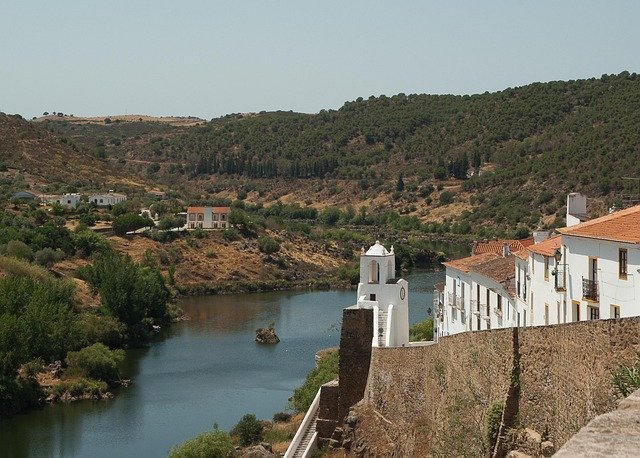 Mértola — A Vila-Museu do Guadiana e o Passado Islâmico