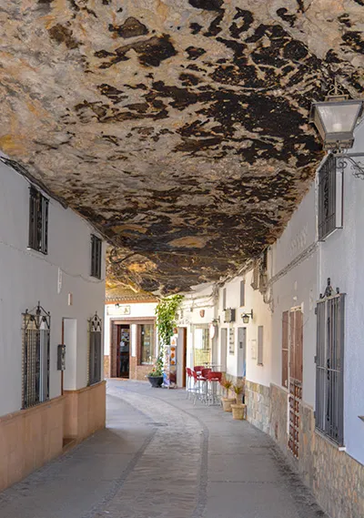 Cuevas Setenil