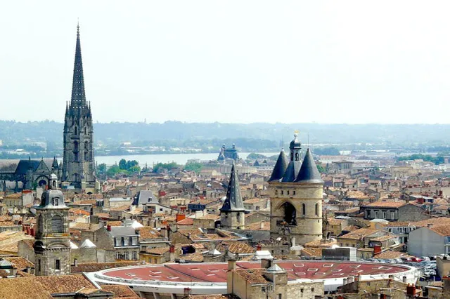 Basilique Saint-Michel Visitar Bordéus
