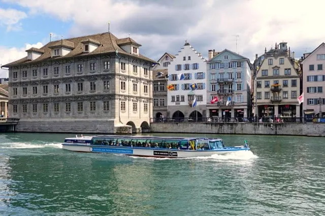 Passeio no rio Limmat