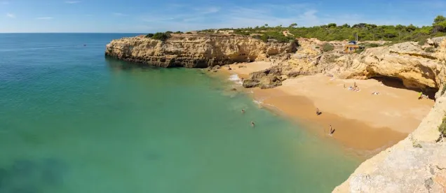 Albandeira 9 praias isoladas mais bonitas do Algarve