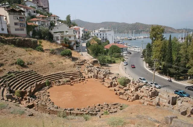 O que visitar em Fethiye Teatro Romano